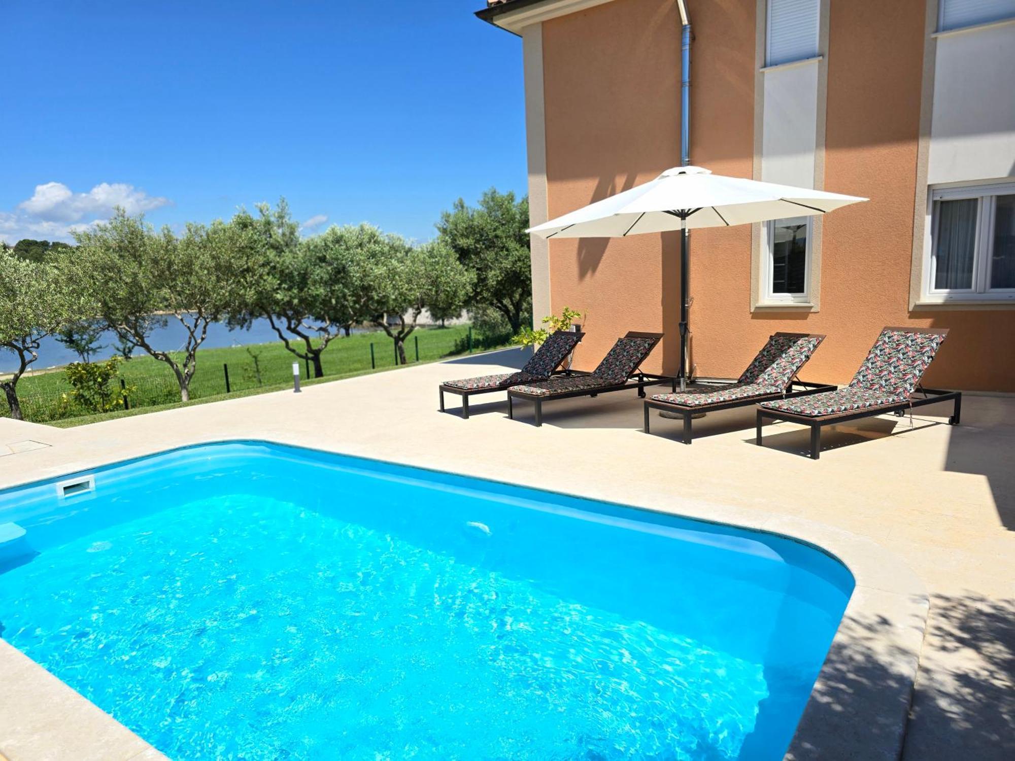 Olive Garden, Apartment With A Private Pool بنجول المظهر الخارجي الصورة