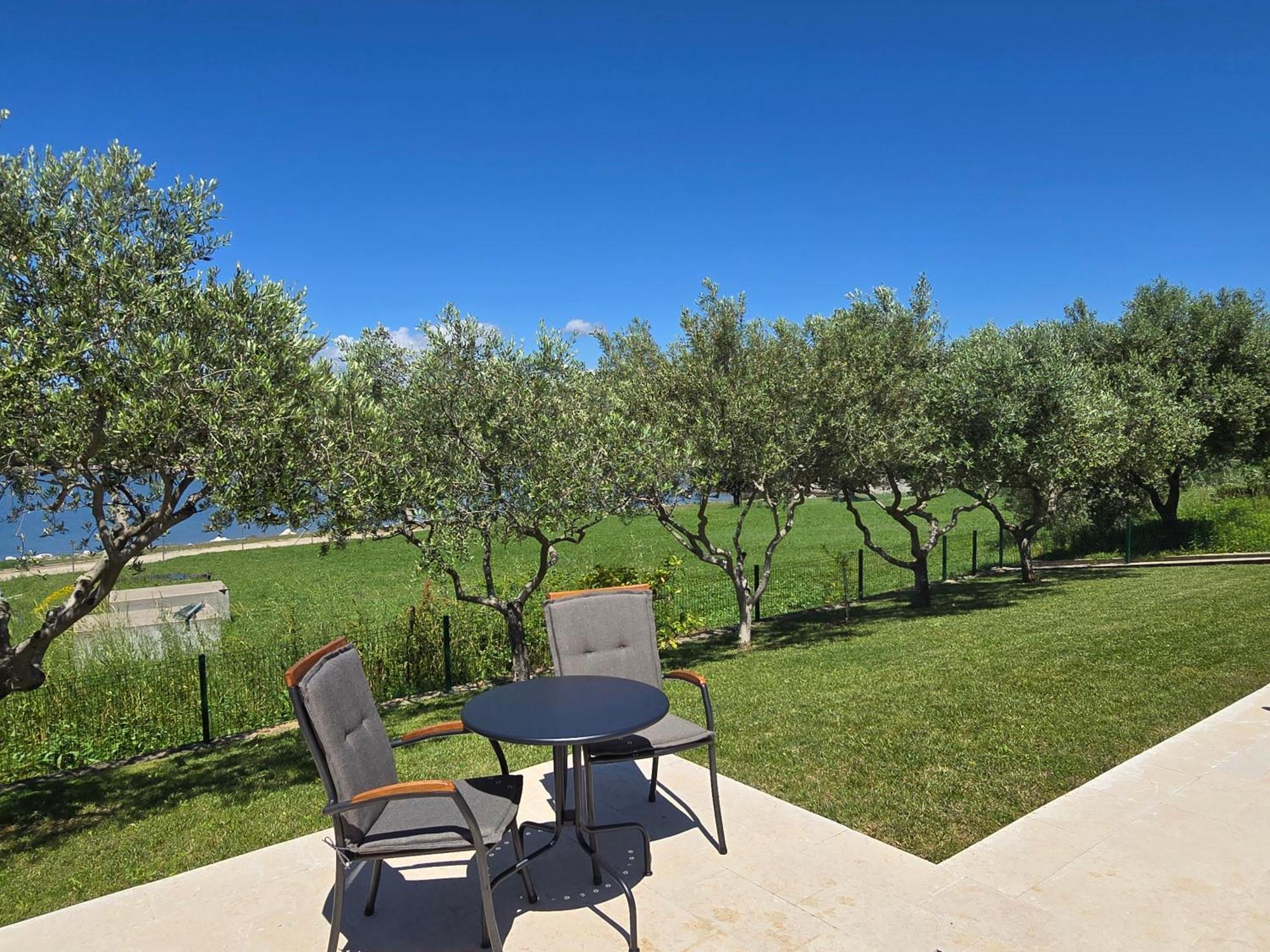 Olive Garden, Apartment With A Private Pool بنجول المظهر الخارجي الصورة