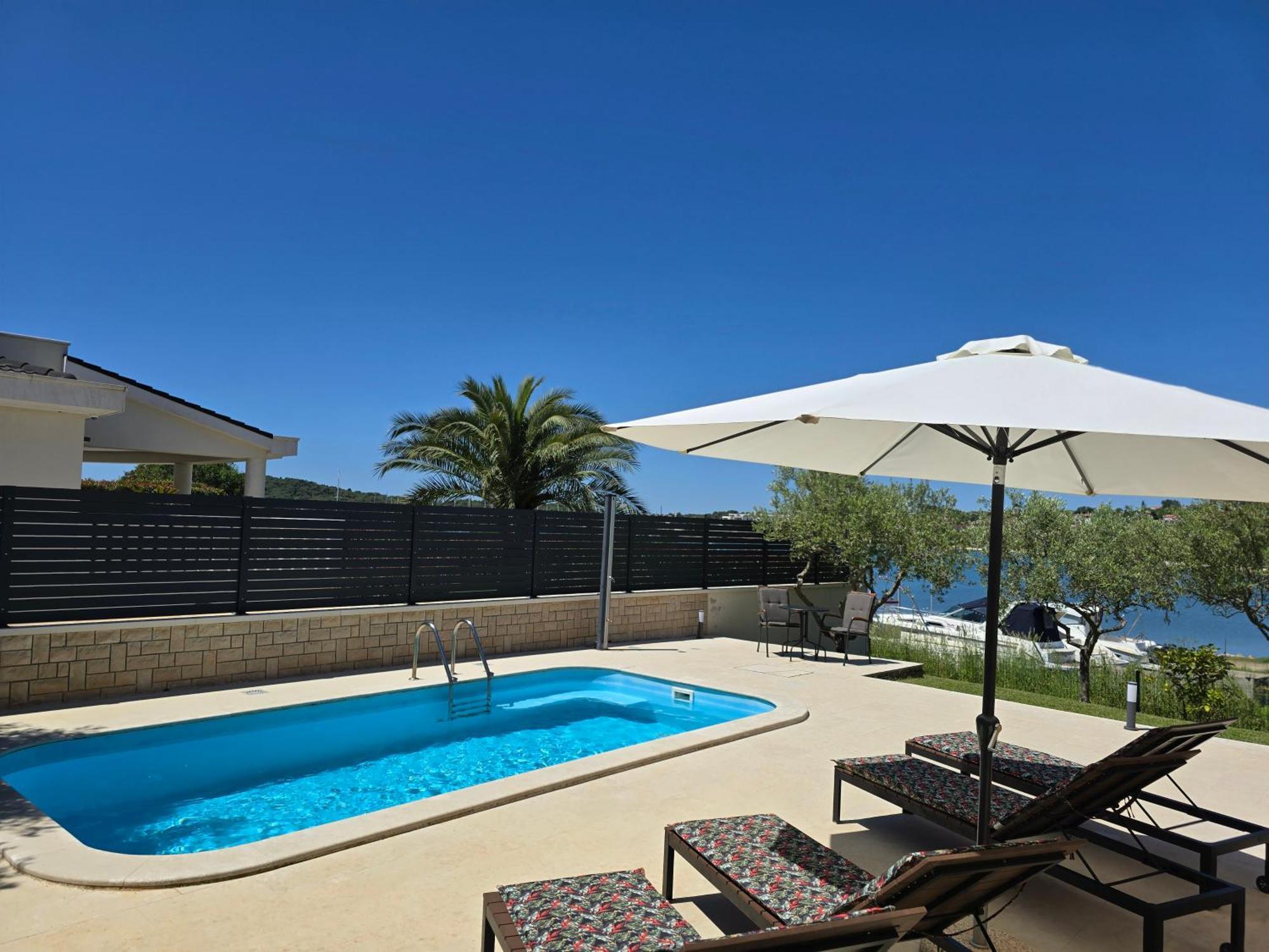 Olive Garden, Apartment With A Private Pool بنجول المظهر الخارجي الصورة